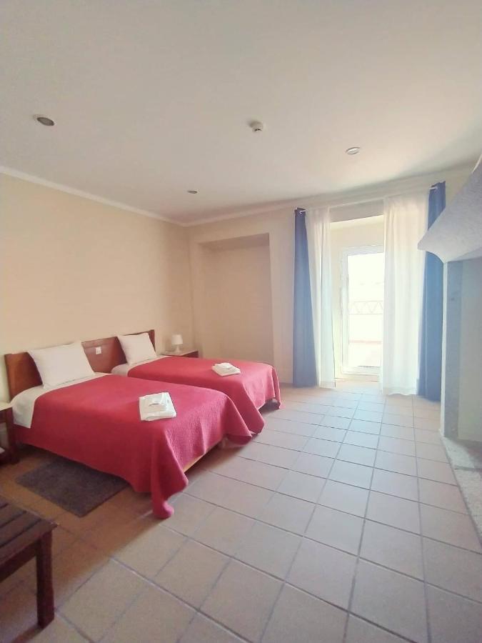 Residencia D'Atalaia Hotel Fronteira Luaran gambar
